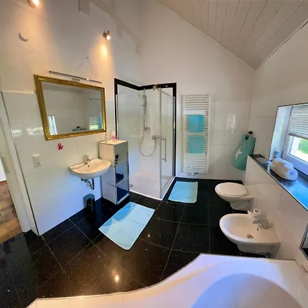 Sonniges, Freistehendes Ferienhaus Im Suedschwarzwald - Fuer Dich Ganz Allein Feriehus Hasel